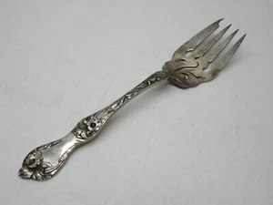 Reed & Barton 1900 Les Cinq Fleurs Pattern Meat Fork Sterling Silver 5 Flowers - Picture 1 of 7