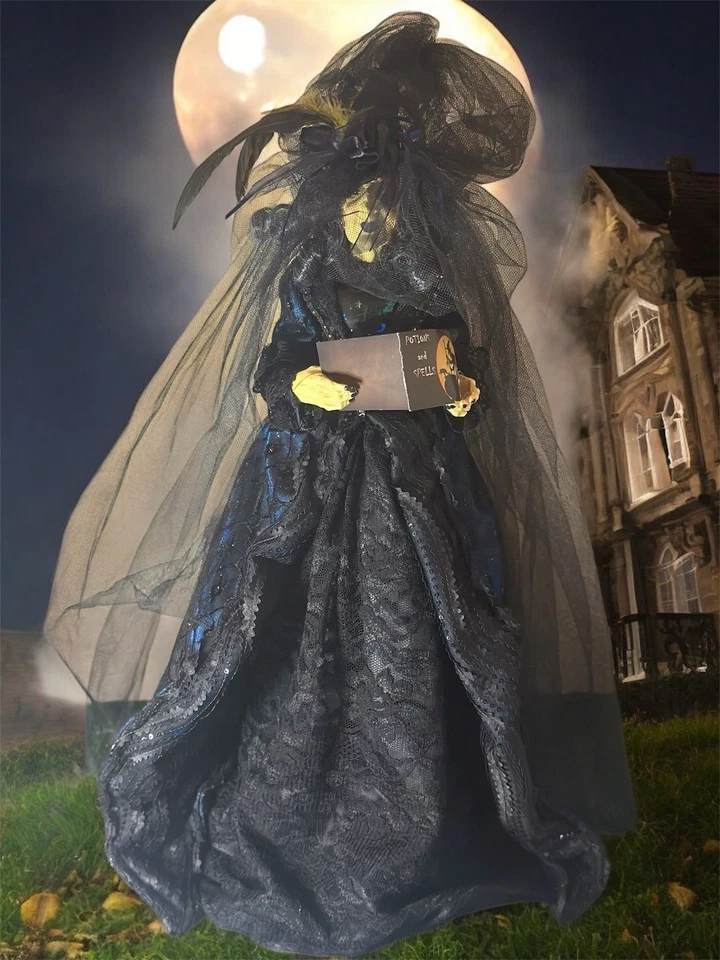 PIERI NOELLA NIGHT SHADE 22" HALLOWEEN BRUXA NEGRA COM VÉU - Imagem 1 de 4