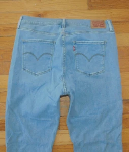 Levi's 720 Super Skinny HIGH RISE Jeans Womens SZ 32 X 30 LIGHT DENIM STRETCH - Picture 1 of 8