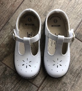 footmates mary janes