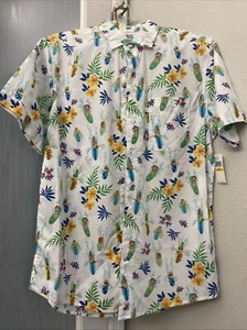 Izod Saltwater Button Up Shirt Men’s Medium Floral Hawaiian Short Sleeves Vented - Picture 1 of 2