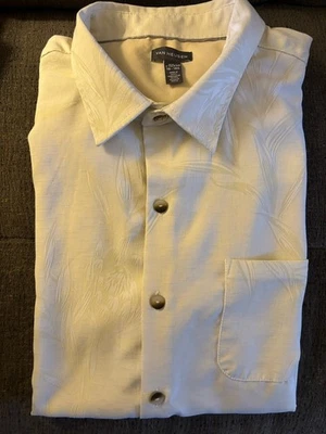 Men's Van Heusen Short Sleeve Button Down Size XXL  Off White Hawaiiain Shirt - Image 1 of 4