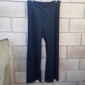 Spanx Soft & Smooth Flare Leggings Gr. 3XL sportlich Freizeit Komfort Yoga schwarz - Bild 1 von 6