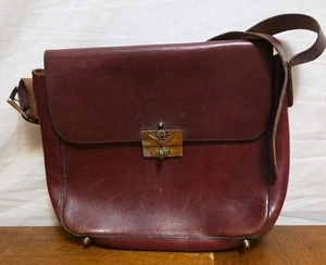 Bolso de mano Etienne Aigner icónico de cuero rojo sangre de buey hecho a mano años 70 vintage - Imagen 1 de 8