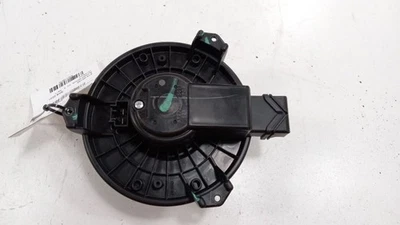 Manija vertical de la puerta trasera estilo clásico con motor soplador se adapta a 07-17 COMPASS Foto 1 de 4