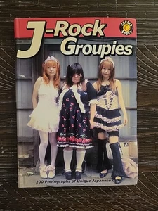 Rare! J-Rock Groupies : 200 Photos of Unique Japanese Girls - DH Publishing 2007 - Foto 1 di 5