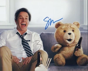 Mark Wahlberg e Seth MacFarlane firmati - foto autografata TED 11x14 pollici certificato di autenticità - Foto 1 di 2