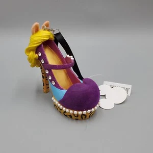 Muppets Miss Piggy Shoe Ornament Disney Christmas Runway Collection Retired - Picture 1 of 6