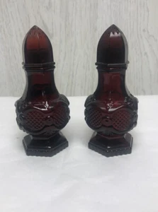 Vintage Avon Salt & Pepper Shakers Cologne Charisma Bottle Red 1876 Cape Cod - Picture 1 of 9