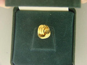 New Envoy Gold Tone Knot Design Tie Tack in Original Box - Picture 1 of 1
