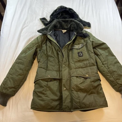 Parka de hielo RefrigiWear IronTuff para hombre con capucha abrigo aislante resistente al agua Lg Foto 1 de 4