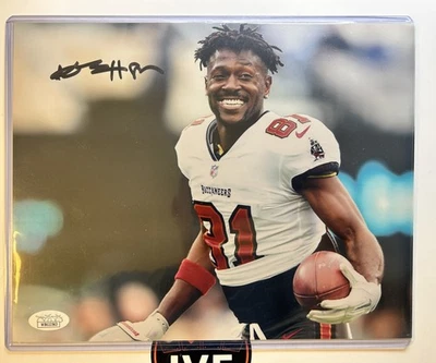 8x10 Antonio Brown signed photo Tampa Bay Buccaneers COA JSA 🔥 - Image 1 of 2