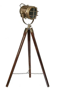 Faretto antico treppiede lampada per arredamento casa lampada di design - Foto 1 di 4