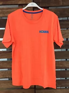 Camiseta deportiva pequeña Hoka One One Running Gear logotipo naranja nueva sin etiquetas para hombre - Imagen 1 de 4