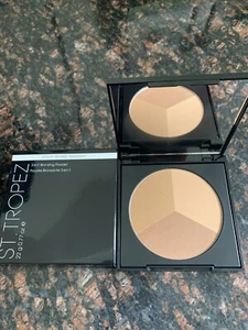 St. Tropez 3-in-1 Bronzing Powder. Discontinued - Picture 1 of 5