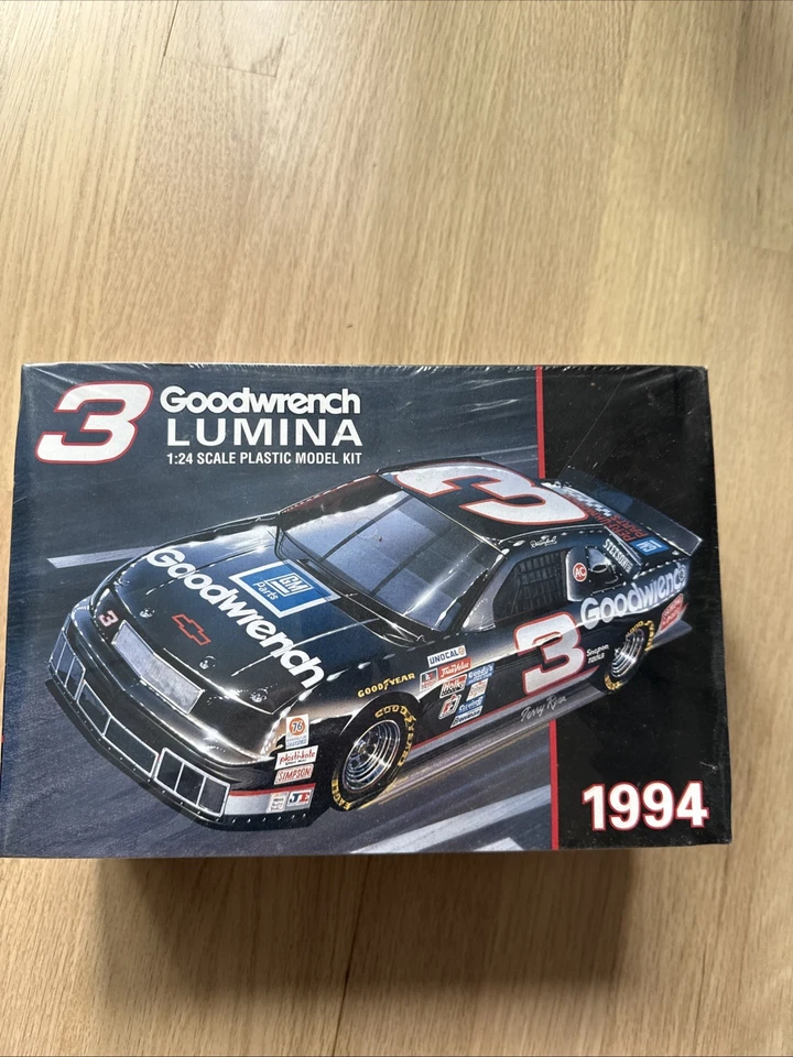 BRAND NEW SEALED DALE EARNHARDT #3 GOODWRENCH LUMINA 1/24 MONOGRAM MODEL KIT - Image 1 of 4