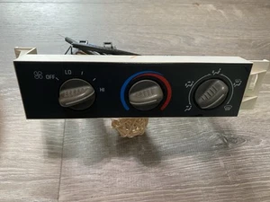 1995 Chevy Silverado 1500 Heater Control HVAV Non A/C Non Defrost GMC - Picture 1 of 17