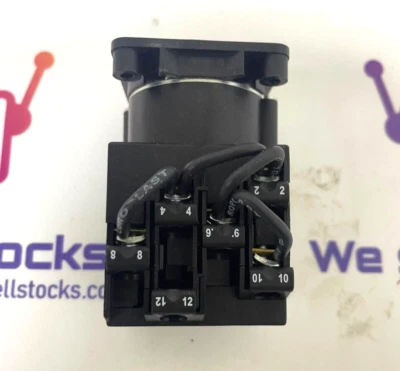 INTERRUPTOR DE LEVA TELEMECANIQUE K1E005N - Imagen 1 de 4