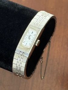 Women’s Seiko 782256 Silver Tone Stainless Steel 1520 - 3339 Watch Not Working - Picture 1 of 9