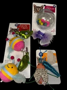 MIXED LOT OF 4 NEW CAT WHISKER CITY Fun CATNIP POUCH Activity Light Ball Teaser - Picture 1 of 6