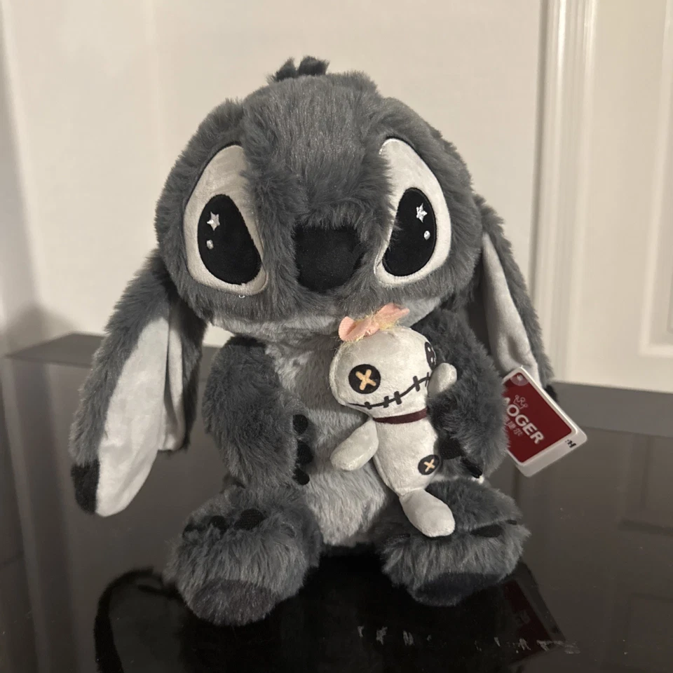 Aoger Disney Lilo And Stitch Hug 灰色/黑色缝线毛绒人偶全新限量版 — 第 1/1 张图片