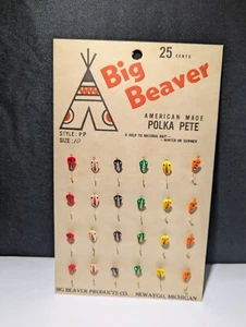 VTG FISHING TACKLE BIG BEAVER POLKA PETE HOOKS LOT 24 ADVERTISING CARD SIZE 10 - Picture 1 of 5