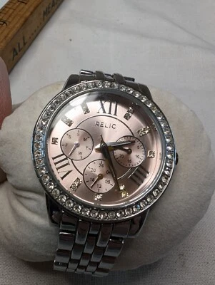 Reloj analógico de cuarzo para mujer RELIC para dama ZR15752 tono plateado - esfera rosa Foto 1 de 4