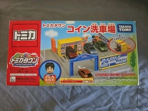 Takara Tomy Tomica Town Coin Car Wash - Picture 1 of 2