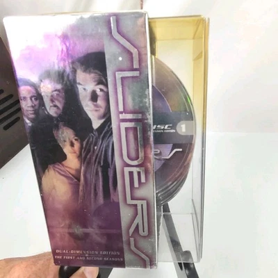 Sliders: The First and Second Seasons (DVD, 6 Discs, 2004) Season 1 & 2 (B) - Image 1 of 4