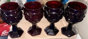Juego Lote de 4 Copas De Vidrio De Colección Avon Rojo Rubí Cape Cod 4 OZ Vino/Jerez - Imagen 1 de 15