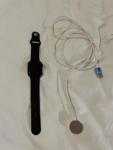 Apple Watch (Series 8) 2022 GPS + Cellular 41 - Aluminium Midnight - Black - Zdjęcie 1 z 4