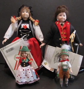 2 Paar Biskuit Schneider Regional Puppen Dirndl & Lederhosen Etiketten Germany um 2000 - Bild 1 von 6