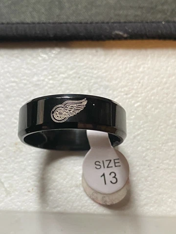 Detroit Red Wings titanium ring size 13 Cover