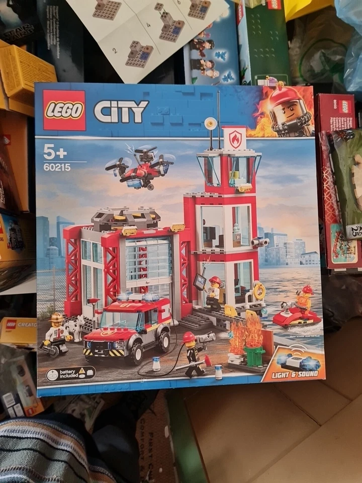 Lego 60215 City Fire Station Juego de Construcción Raro Nuevo Sellado Juego Retirado  Foto 1 de 1