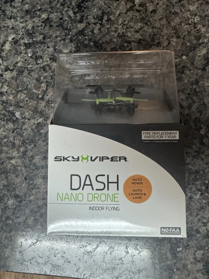 Sky Viper DASH Nano Drone Indoor Flying - New In Box - Green & Black - Image 1 of 2