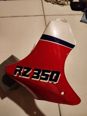 Carenagem de queixo inferior Yamaha RZ350 RZ 350 OEM original 1984 1985 84 85 barriga capuz - Imagem 1 de 4
