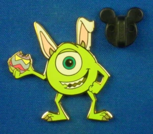Prendedor Mike Wazowski Monsters Inc orejas de conejo de Pascua y huevo Disney # 20945 - Imagen 1 de 3
