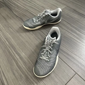 Tenis de gimnasio Nike Kobe Mamba Instinct gris platino puro 852473-002 para hombre talla 12 - Imagen 1 de 24