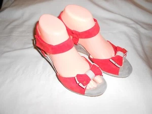 BEAUTI FEEL Red Faux Suede Slingback Wedge Cushioned Stylish Sandals Size 7 EUC - Picture 1 of 8