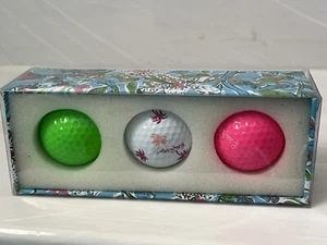 Lilly Pulitzer Golfbälle 3er Set Neu Rosa Grün Palmen Logo - Bild 1 von 3
