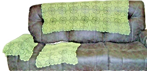 VTG BEAUTIFUL 3 PIECE HAND CROCHED DOILY SOFA (58X32")  BACK AND 2 ARM REST 23" - Picture 1 of 3