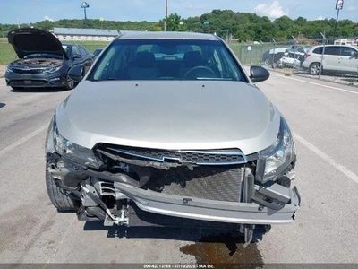 Used Deck Lid fits: 2014 Chevrolet Cruze w/o spoiler w/o rear view camera Grade Foto 1 de 4