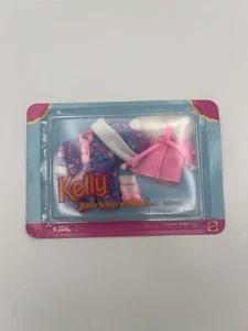 Mattel Kelly Baby Sister of Barbie ropa 16419 rosa púrpura 1996 nuevo en caja - Imagen 1 de 6