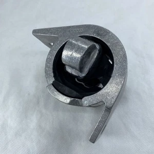For Jaguar F-Type XJ8 Rear Automatic Transmission Mount C2D38505 - Bild 1 von 3