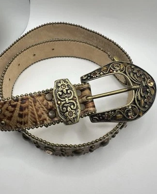 VTG LeatheRock SZ 32 Cowgirl Studded Rhinestone Western Style Rodeo Belt READ - Image 1 of 4
