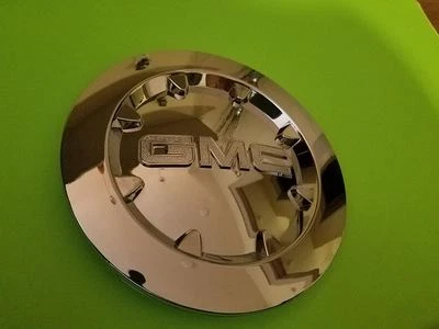 1 NEW 2007 - 2011 GMC SIERRA 1500 YUKON XL DENALI Chrome Center Cap 9596381 20"  - Image 1 of 3