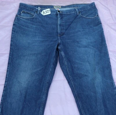 L. L. BEAN CLASSIC Fit Jean Pants For MEN SIZE  - W46 X L32. TAG NO. h377 - Image 1 of 4