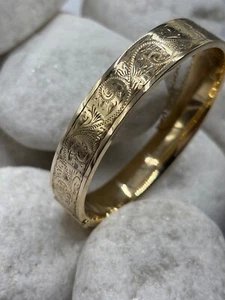 9ct solid gold Bangle 16.5grams fully hallmarked (375) Excellent condition - Picture 1 of 14