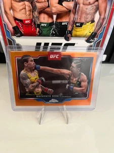 Topps Chrome UFC 2025 - rifrattore arancione Mackenzie Dern /25 peso paglia #183 - Foto 1 di 2