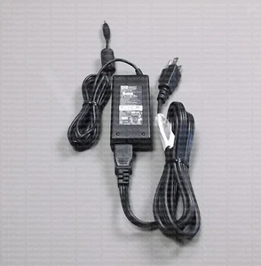 370431-001 MODEL HP-OD030D13, 12V AC POWER ADAPTER - Picture 1 of 1